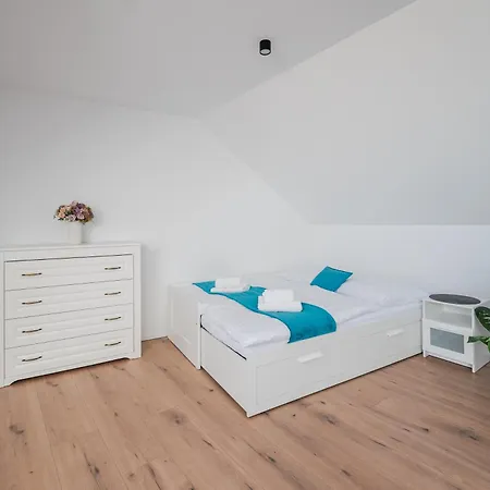 Kozárovice Сasa de vacaciones